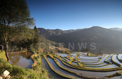 Sunrise HuangCaoLing