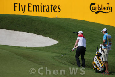 Stephen Gallacher finishing at the green of Hole-18.