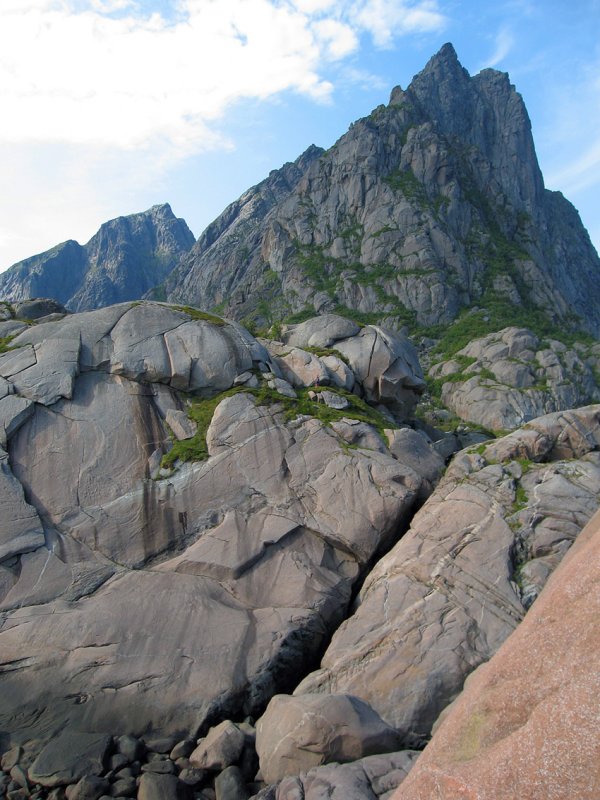 Vagakallen above Paradise