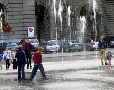 street fountains lucerne .jpg