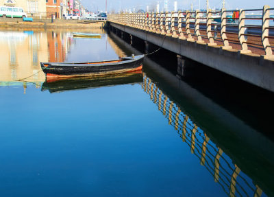 boat and railings .jpg