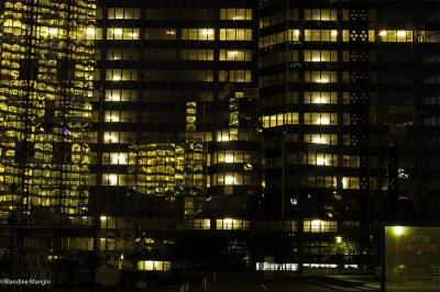 Paris La défense la nuit