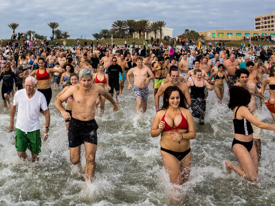 2013 Polar Bear Plunge #4