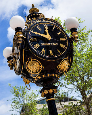 Jacobs Jewelers Clock #2