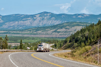 K241472-North Klondike Highway.jpg