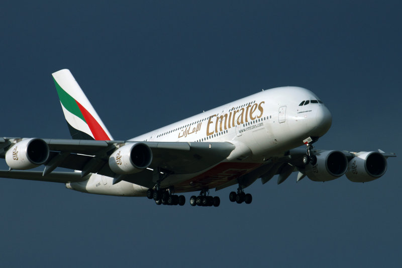 EMIRATES AIRBUS A380 MEL RF IMG_8709.jpg