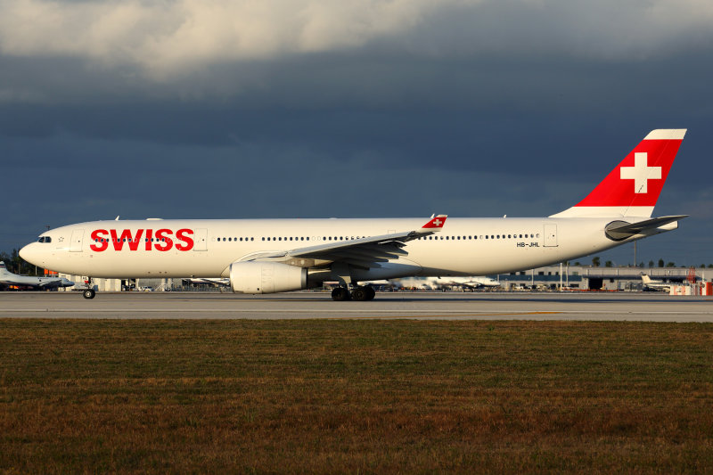 SWISS AIRBUS A330 300 MIA RF 5K5A9423.jpg