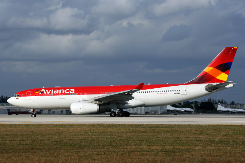 AVIANCA AIRBUS A330 200 MIA RF 5K5A9569.jpg