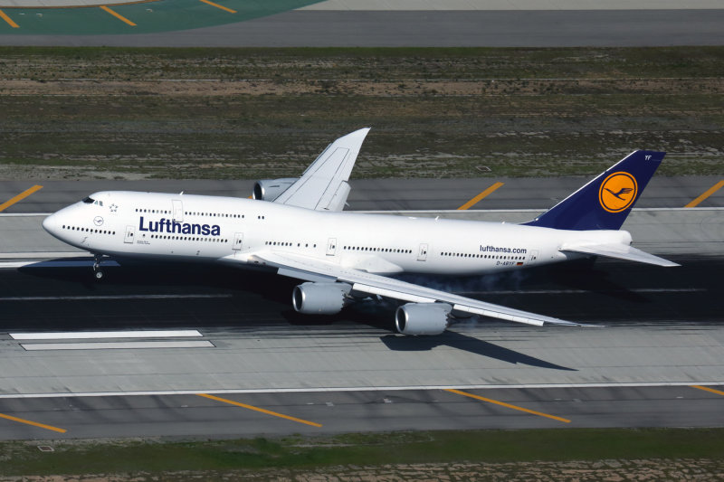 LUFTHANSA BOEING 747 800 LAX RF 5K5A0612.jpg