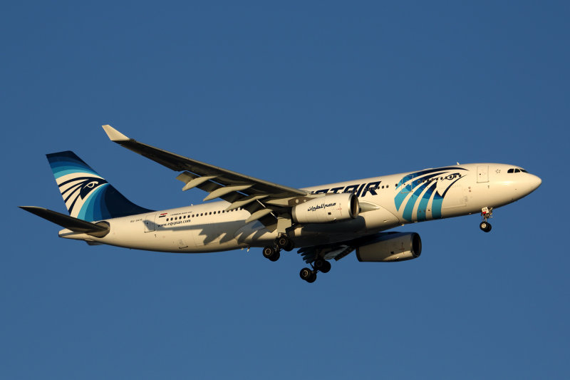 EGYPTAIR AIRBUS A330 200 JNB RF 5K5A0640.jpg