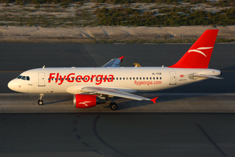 FLY GEORGIA AIRBUS A319 DXB RF 5K5A0472.jpg