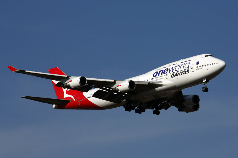 QANTAS BOEING 747 400 JNB RF 5K5A1031.jpg