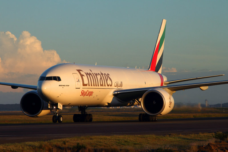 EMIRATES SKY CARGO BOEING 777F SYD RF IMG_9414.jpg