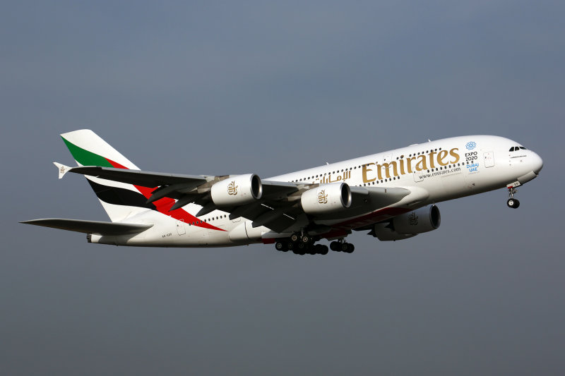 EMIRATES AIRBUS A380 SYD RF 5K5A9456.jpg