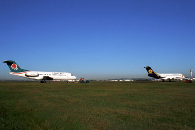 FLIGHT WEST FOKKER F28S BNE RF 1239 30.jpg