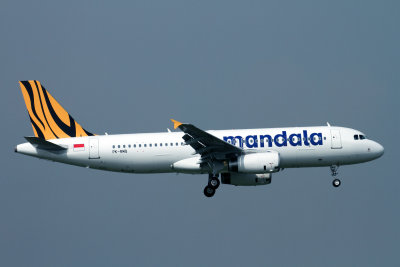 MANDALA AIRBUS A320 BKK RF IMG_8273.jpg
