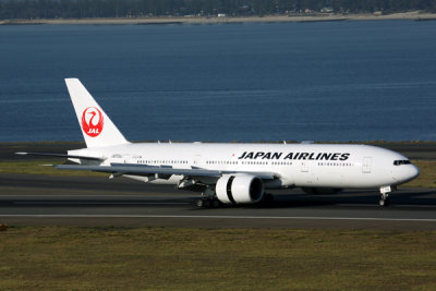 JAPAN AIRLINES BOEING 777 200 SYD RF 5K5A8574.jpg