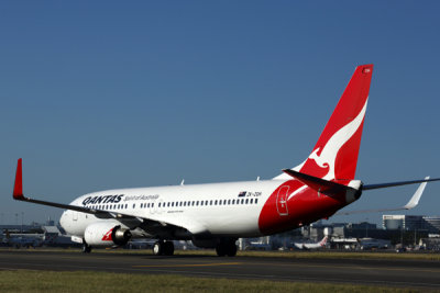 QANTAS BOEING 737 800 SYD RF 5K5A1454.jpg