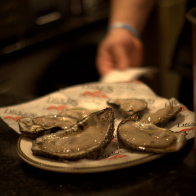 raw oyster, drago oyster bar, hilton, new orleans