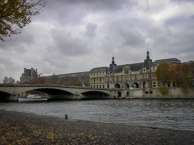 2004 Paris View of the Seine from the Left Bank NW-2.jpg