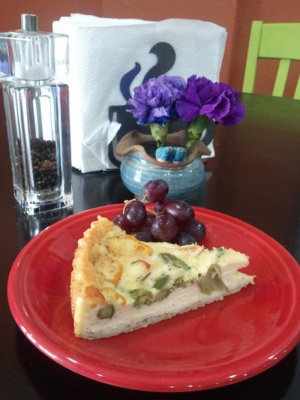 2013 Quiche at Twisted Sisters SMcCR.jpg