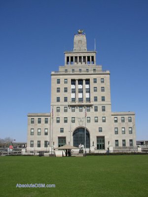 18_city hall facade.jpg