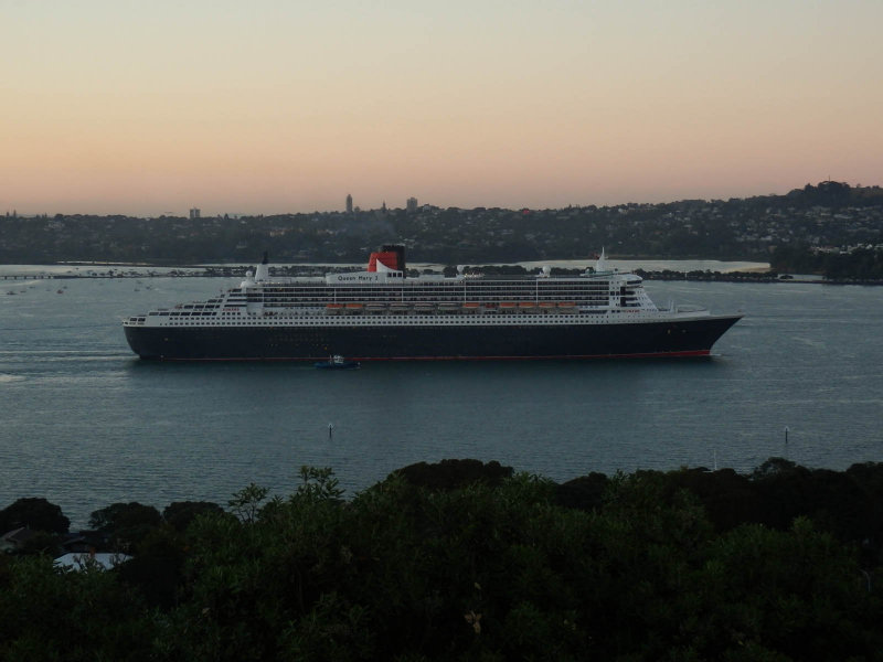 Queen Mary 2_12
