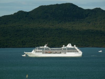 PACIFIC PRINCESS 10