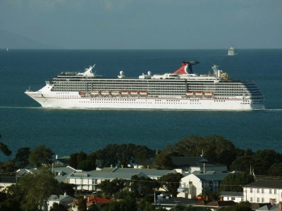CARNIVAL SPIRIT 17