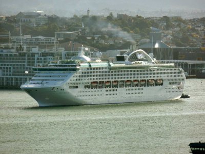 SEA PRINCESS 4