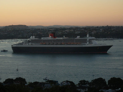 Queen Mary 2_11