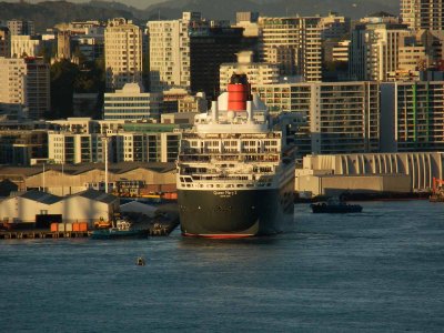 Queen Mary 2_25