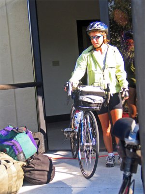 The first day--leaving Petaluma fairgrounds