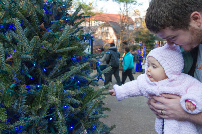 5559-ChristmasTown-121201.jpg