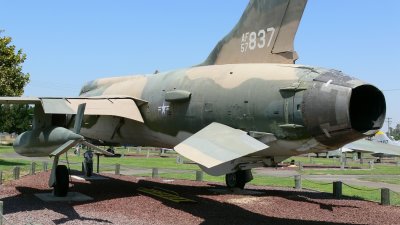 F-105B Thunderchief