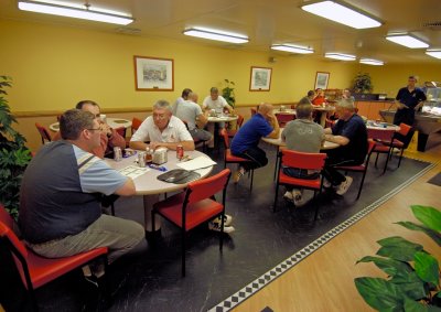 The sunday night quiz in progress
