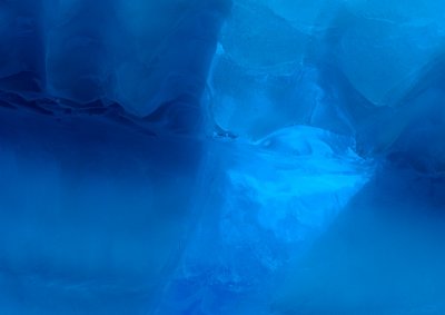 Iceberg colour
