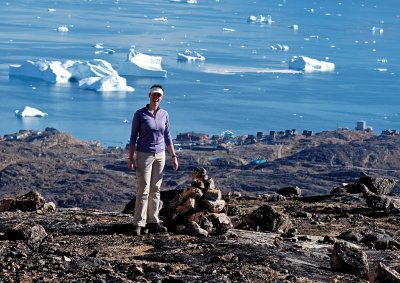 Robin on Uummannaq mountain