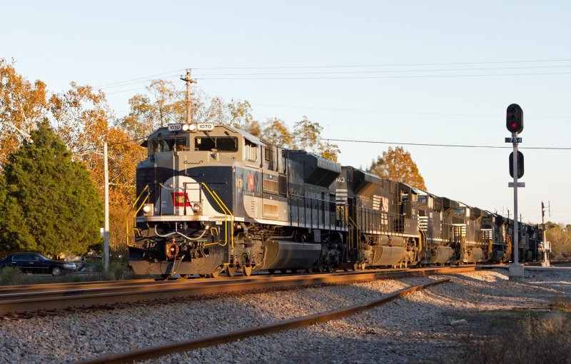 NS  1070