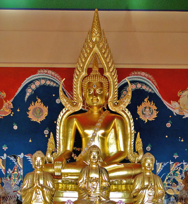 Image of the Phra Buddha Chinnarat