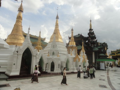 Myanmar / Shwedagon Pagoda