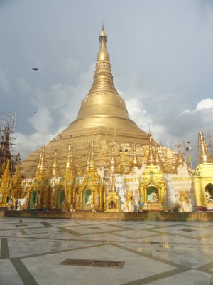 Myanmar / Shwedagon Pagoda