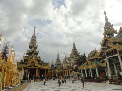 Myanmar / Shwedagon Pagoda