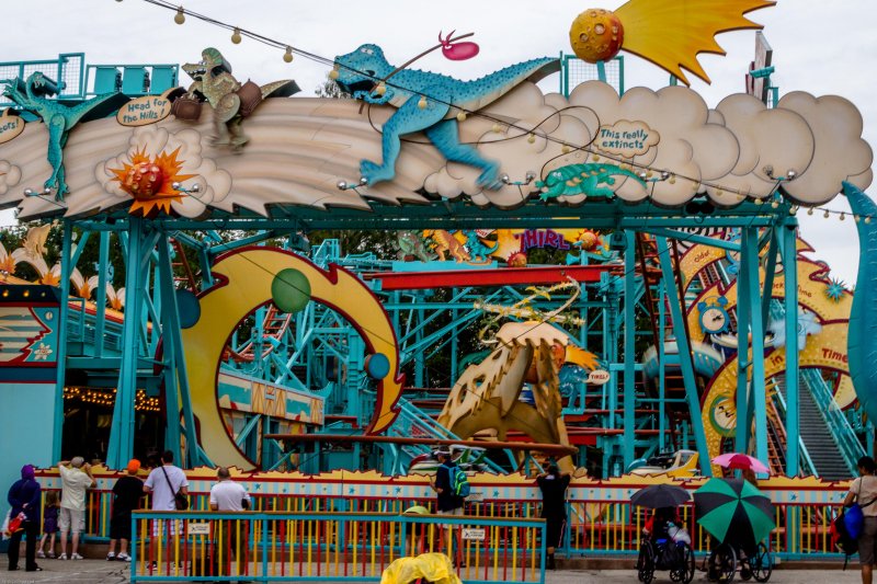 D001 Dinoland.jpg