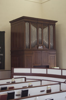 Snetzler case with the keydesk closed