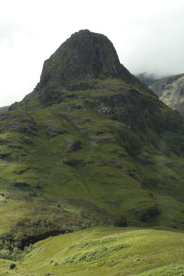 Three Sisters: 2, Gearr Aonach
