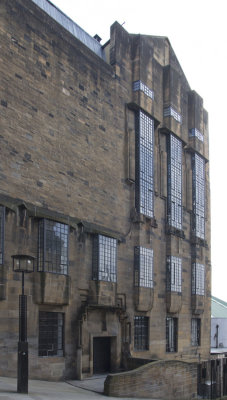West façade with library windows