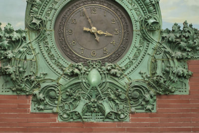 Central terracotta clock: lower section