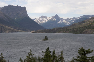 Dusty Star and Fusillade Mountains from Sun Point