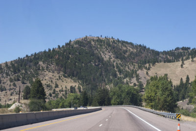 Bend of the highway beneath Garnet Range mountain